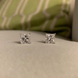 Cubic zirconia square stud earrings